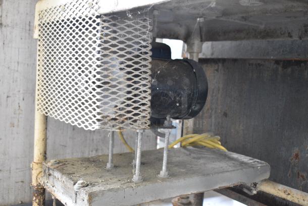 Metal Commercial Floor Style Tortilla Former / Press. 250 Volts, 1 Phase. - Image 3 of 7
