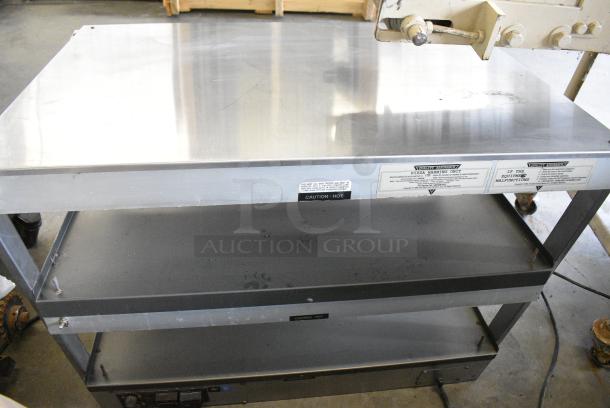 Hatco Glo Ray GRSDS-36D Metal Commercial Countertop 2 Tier Display Case Merchandiser. 120 Volts, 1 Phase. Tested and Working! - Image 3 of 5