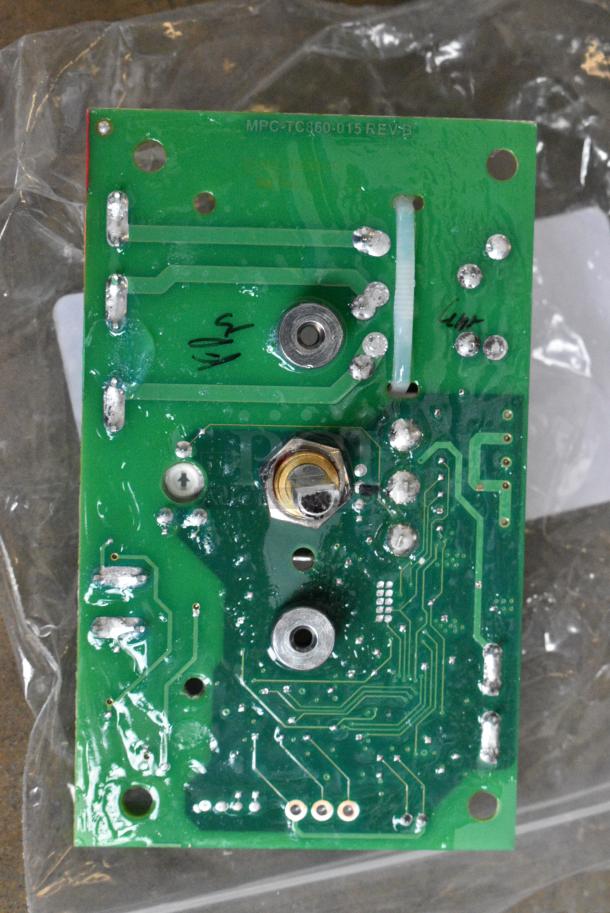 2 BRAND NEW SCRATCH AND DENT! Items Including 901428897008 Vulcan 00-428897-00008 Ncc Temp Board. 2 Times Your Bid! - Image 6 of 11