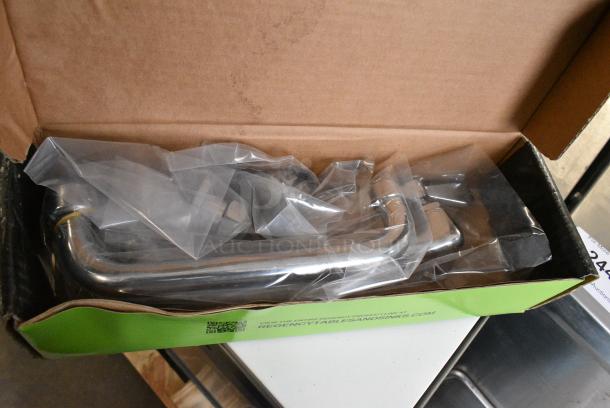 5 BRAND NEW SCRATCH AND DENT! Items Including Three Regency 600FW84G Wall Mount Faucet with 3 1/2" Swivel Gooseneck Spout and 8" Centers, Two 600FW88 Regency Wall Mount Faucet with 8" Centers and 8" Swing Spout. 5 Times Your Bid! - Image 8 of 9