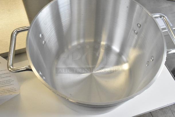 BRAND NEW SCRATCH AND DENT! Choice 471SP10QT 10 Qt. Standard Weight Aluminum Stock Pot - Image 5 of 8