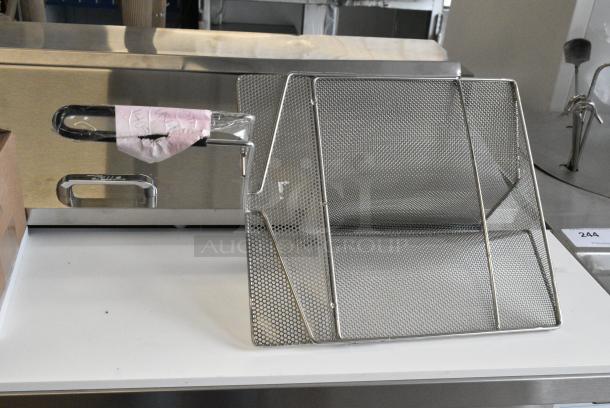 3 BRAND NEW SCRATCH AND DENT! Various Items Including Metal Baking Pan, Fry Basket. 3 Times Your Bid! - Image 3 of 8