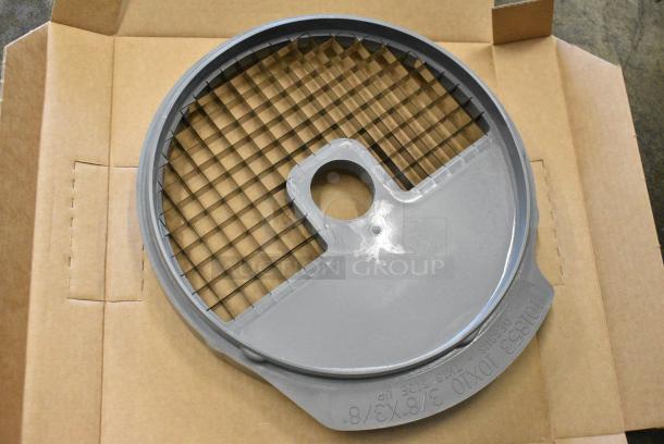 4 BRAND NEW SCRATCH AND DENT! Robot Coupe Blades Including Robot Coupe 29246 Dice Cleaning Kit w/ Grid Scraper, Holder, Scraper Tool & Cleaning Tool, Robot Coupe 27577 5/64" Grating / Shredding Disc, Robot Coupe 27566 5/32" Slicing Disc, Robot Coupe 27265W 3/8" x 3/8" Dicing Kit. 4 Times Your Bid! - Image 13 of 13