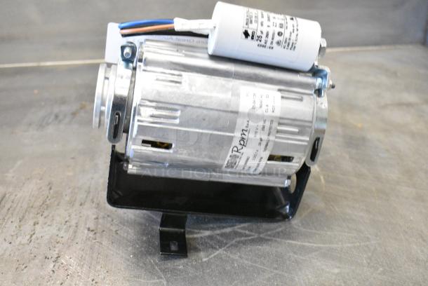 BRAND NEW SCRATCH AND DENT! Estella Caffe 236PCEM17 Water Pump Engine for ECEM1C - 115V 236PCEM17 - Image 5 of 8