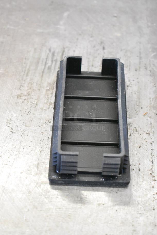 BRAND NEW SCRATCH AND DENT! Avantco Ice CGF-900 Countertop Mount Glass Froster / Chiller 194CGF900 - Image 3 of 11