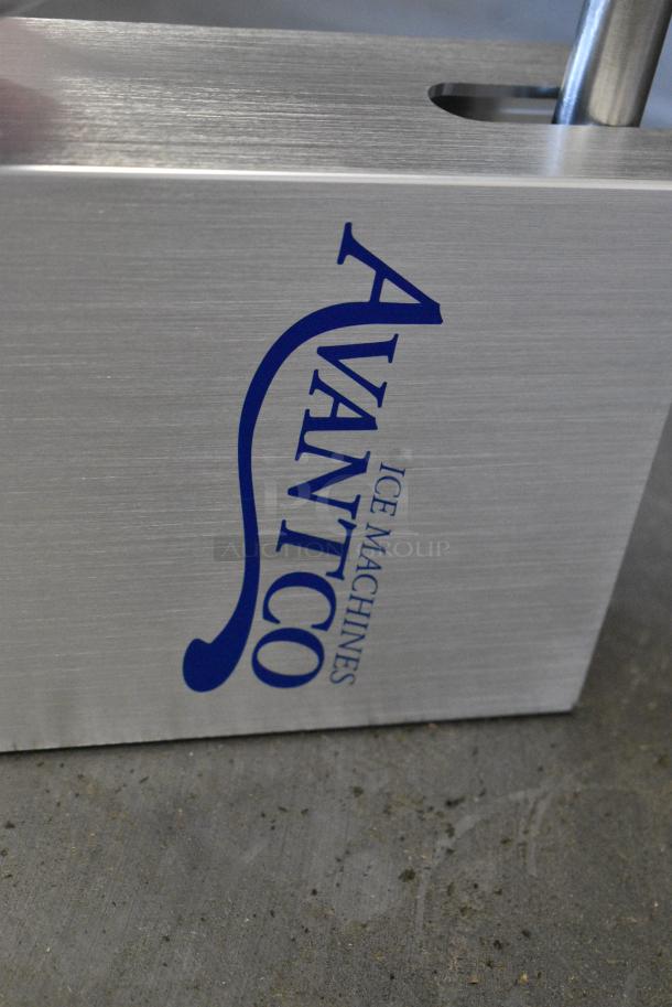 BRAND NEW SCRATCH AND DENT! Avantco Ice CGF-900 Countertop Mount Glass Froster / Chiller 194CGF900 - Image 7 of 11