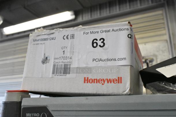 BRAND NEW SCRATCH AND DENT! Honeywell VK4105M5124U CVI Gas Valve - Image 2 of 9