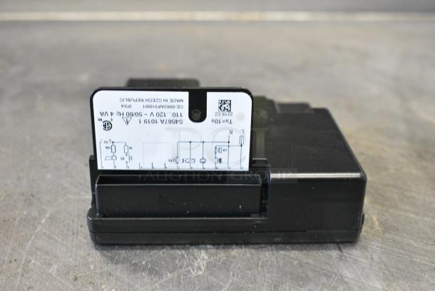 5 BRAND NEW SCRATCH AND DENT! Items Including Phoenix Contact SACC-SQ-M12FS-4CON-20/0,5. 5 Times Your Bid! - Image 9 of 10