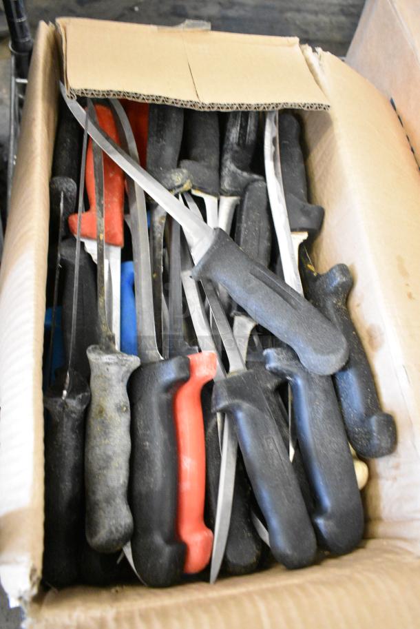 80 SHARPENED Stainless Steel Knives Including Fillet Knife. 80 Times Your Bid! - Image 4 of 4