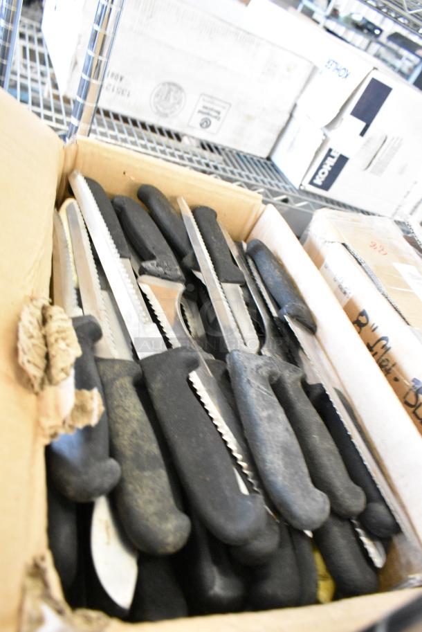 80 SHARPENED Stainless Steel Knives Including Serrated Bread Knife. 80 Times Your Bid! - Image 4 of 4