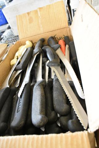 80 SHARPENED Stainless Steel Knives Including Serrated Bread Knife. 80 Times Your Bid!