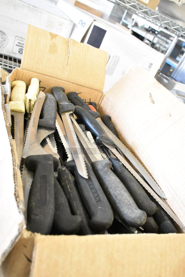 80 SHARPENED Stainless Steel Knives Including Serrated Bread Knife. 80 Times Your Bid! - Image 4 of 4