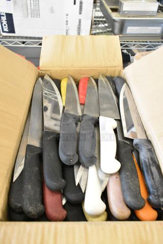 50 SHARPENED Stainless Steel Knives Including Chef Knife. 50 Times Your Bid!