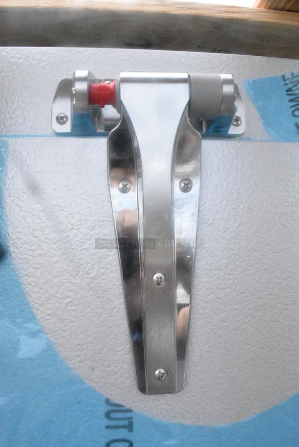 BRAND NEW IN CRATE! KPS Global Walk In Box Door. - Image 8 of 10