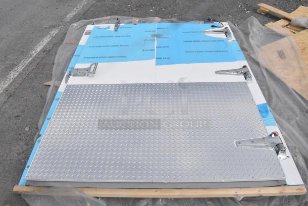 BRAND NEW SCRATCH AND DENT! KPS Global Walk In Box Door. - Image 1 of 9
