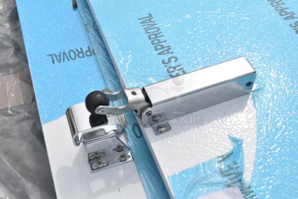 BRAND NEW SCRATCH AND DENT! KPS Global Walk In Box Door. - Image 6 of 9