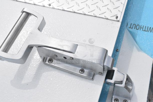 BRAND NEW SCRATCH AND DENT! KPS Global Walk In Box Door. - Image 7 of 9