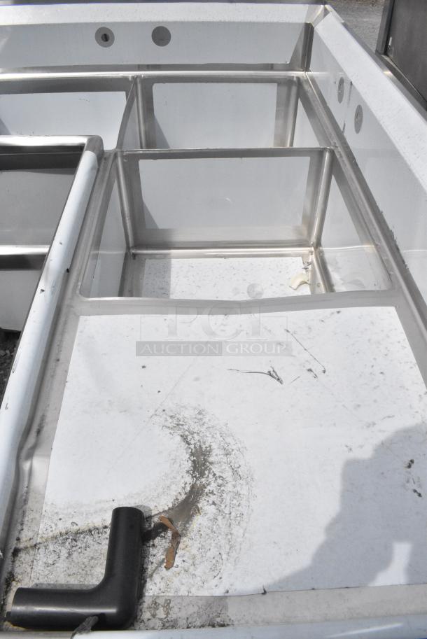 BRAND NEW SCRATCH AND DENT! Regency 600S3242424C Stainless Steel Commercial L Shaped 3 Bay Sink w/ Dual Drain Boards. Bays 24x24x14. Drain Boards 22x25. No Legs. - Image 3 of 7