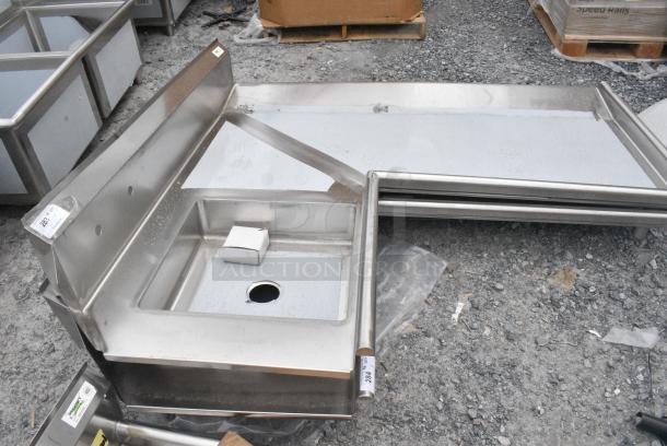 BRAND NEW SCRATCH AND DENT! Regency 600DDTL72R 6' 16-Gauge Stainless Steel Soiled L-Shape Dishtable - Landing. No Legs. - Image 2 of 5
