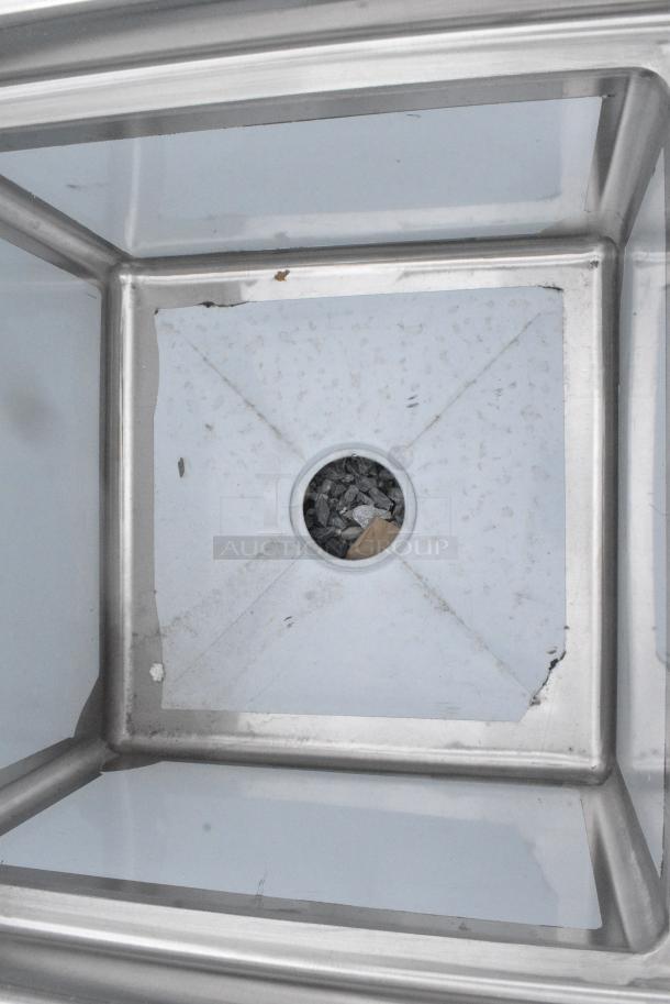BRAND NEW SCRATCH AND DENT! Steelton 522CS11818N 23 1/2" 18-Gauge Stainless Steel One Compartment Commercial Sink without Drainboard - 18" x 18" x 12" Bowl. No Legs. - Image 4 of 6