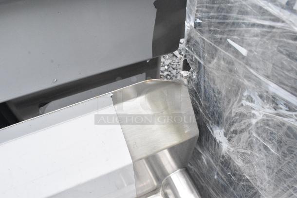 BRAND NEW SCRATCH AND DENT! Steelton 522CS11818N 23 1/2" 18-Gauge Stainless Steel One Compartment Commercial Sink without Drainboard - 18" x 18" x 12" Bowl. No Legs. - Image 6 of 6