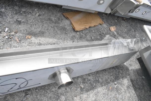 BRAND NEW SCRATCH AND DENT! Regency Stainless Steel Floor Trough - Image 3 of 4