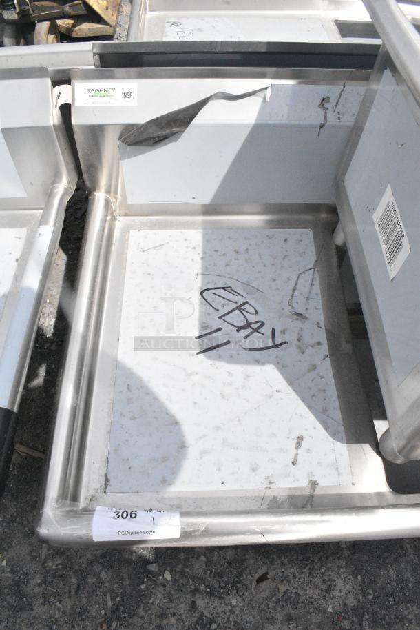 BRAND NEW SCRATCH AND DENT! Regency 600S31620218 88" 16 Gauge Stainless Steel Three Compartment Commercial Sink with Galvanized Steel Legs and 2 Drainboards - 16" x 20" x 12" Bowls. No Legs. - Image 4 of 5