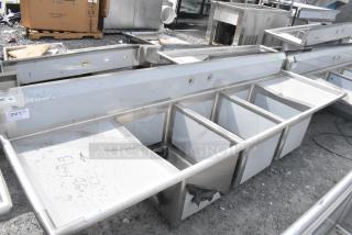 BRAND NEW SCRATCH AND DENT! Regency 600S31824224 Stainless Steel 3 Bay Sink w/ Dual Drain Boards. No Legs.