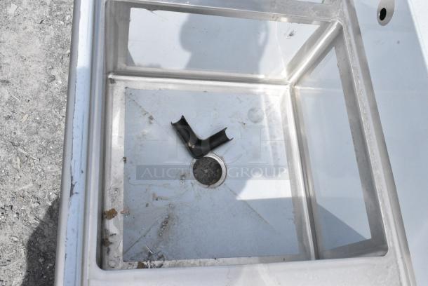 BRAND NEW SCRATCH AND DENT! Regency Stainless Steel 3 Bay Sink w/ Dual Drain Boards. - Image 6 of 10