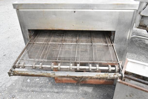 Middleby Marshall Stainless Steel Commercial Floor Style Conveyor Pizza Oven on Commercial Casters. - Image 3 of 6