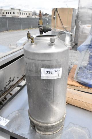 Metal Pressure Keg. No Lid.