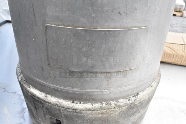 Metal Pressure Keg. No Lid. - Image 4 of 4