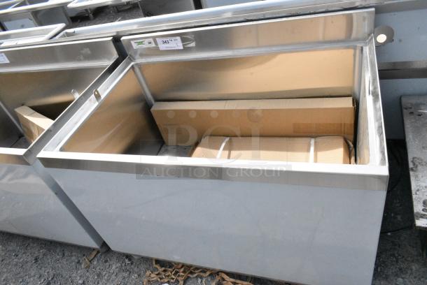 BRAND NEW SCRATCH AND DENT! Regency 600BB2436 24" x 36" Stainless Steel Beer Box with 3" Backsplash - 20 3/4" x 33 3/4" x 18" Bowl - Image 1 of 6