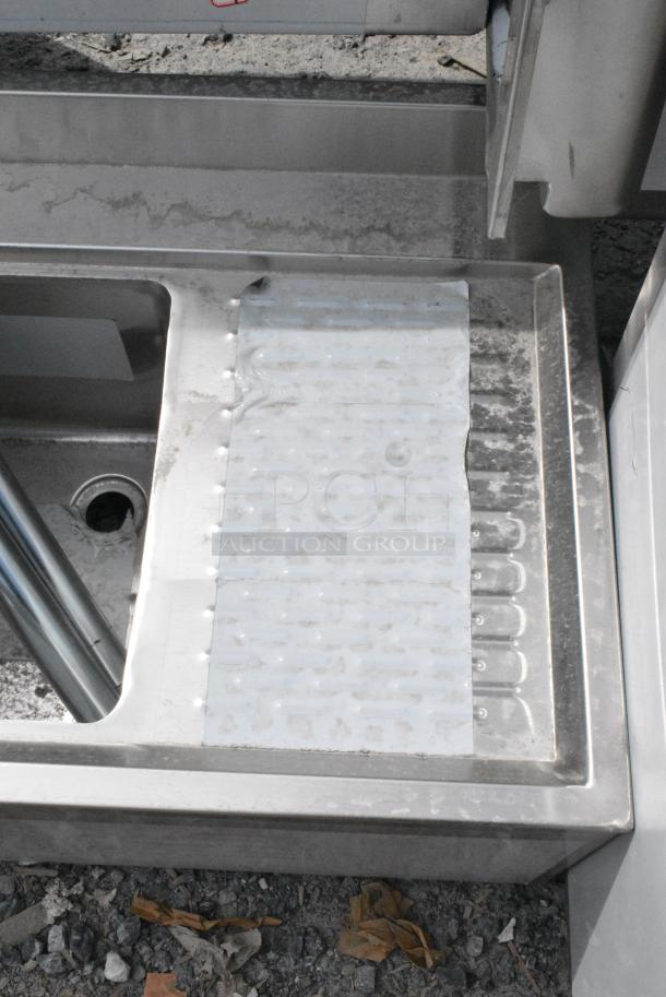 BRAND NEW SCRATCH AND DENT! Regency 600B22148213 2 Bowl Underbar Sink with Faucet and 2 Drainboards - 48" x 21". Missing 2 Legs. - Image 3 of 7