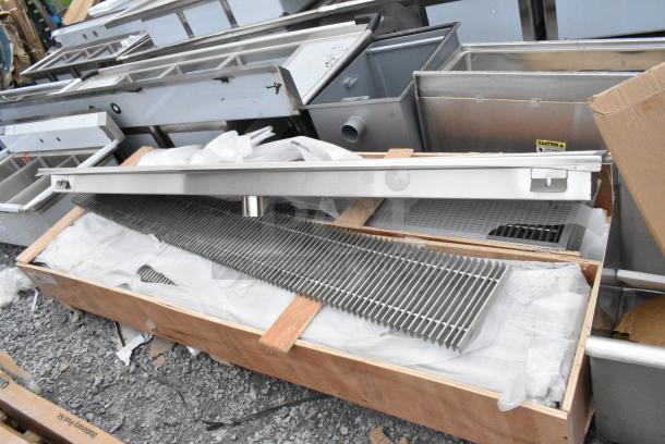 3 BRAND NEW SCRATCH AND DENT! Regency 600FT1284SS 12" x 84" 14-Gauge Stainless Steel Floor Trough with Grate. 3 Times Your Bid! - Image 2 of 4