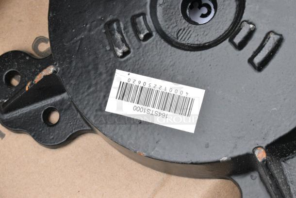 BRAND NEW SCRATCH AND DENT! Lot of 4 Lancaster Table & Seating 164STS1000 10" Cast Iron Table Base Spider - Image 4 of 4
