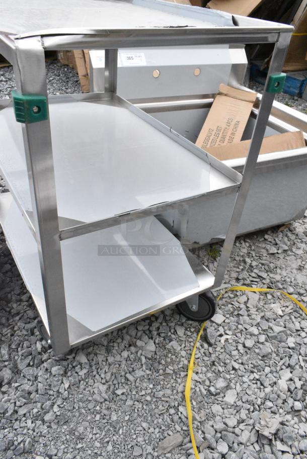 BRAND NEW SCRATCH AND DENT! Regency 600CT1931WD 18 3/4" x 30 1/2" Three Shelf 18 Gauge 430 Stainless Steel Utility Cart - Fully Welded - Image 4 of 6
