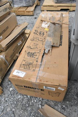 BRAND NEW SCRATCH AND DENT! Rubbermaid BRUTE Black Small Flat 3-Shelf Utility Cart with Ergonomic Handle 2203280. May Be Missing Pieces.