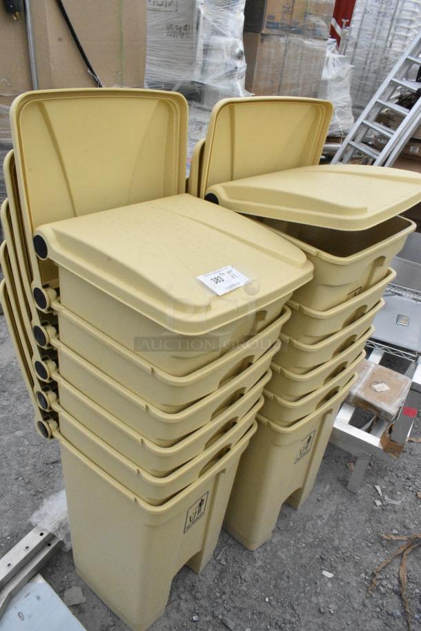 12 BRAND NEW SCRATCH AND DENT! Poly Foot Pedal Trash Can. 12 Times Your Bid! - Image 2 of 4