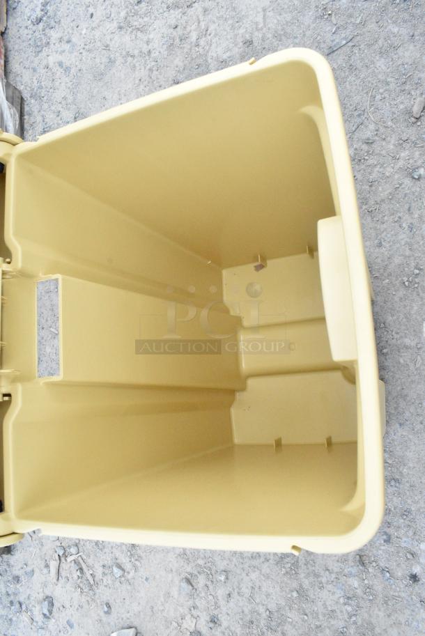 12 BRAND NEW SCRATCH AND DENT! Poly Foot Pedal Trash Can. 12 Times Your Bid! - Image 4 of 4