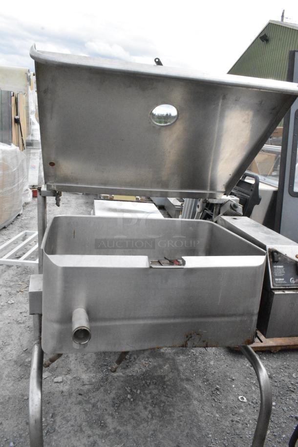 Groen P-40G Eclipse Stainless Steel Commercial Floor Style Natural Gas Powered 40 Gallon Tilting Braising Pan. 144,000 BTU. - Image 4 of 16