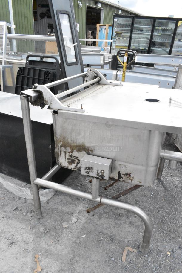 Groen P-40G Eclipse Stainless Steel Commercial Floor Style Natural Gas Powered 40 Gallon Tilting Braising Pan. 144,000 BTU. - Image 7 of 16
