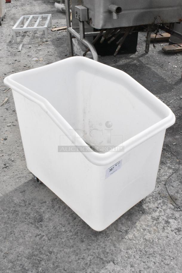 White Poly Ingredient Bin on Commercial Casters. - Image 2 of 5