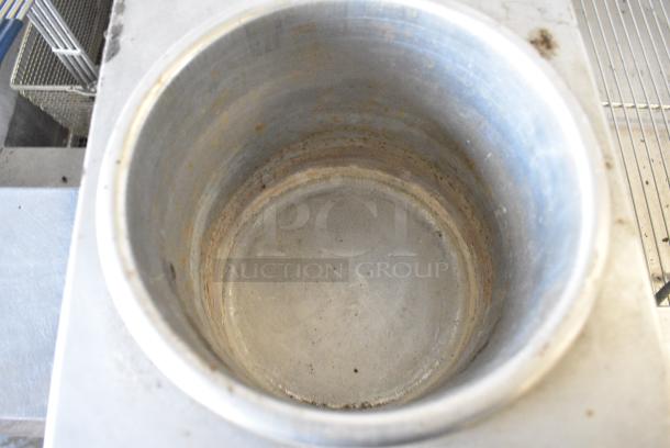 Star 3W Stainless Steel Commercial Countertop Single Well Food Warmer. 120 Volts, 1 Phase. Tested and Does Not Power On - Image 5 of 8