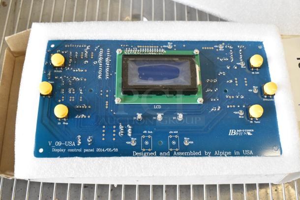 Alpine V_09-USA Display Control Panel - Image 1 of 6