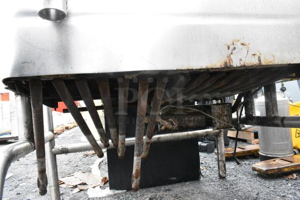 Groen P-40G Eclipse Stainless Steel Commercial Floor Style Natural Gas Powered 40 Gallon Tilting Braising Pan. 144,000 BTU. - Image 11 of 16