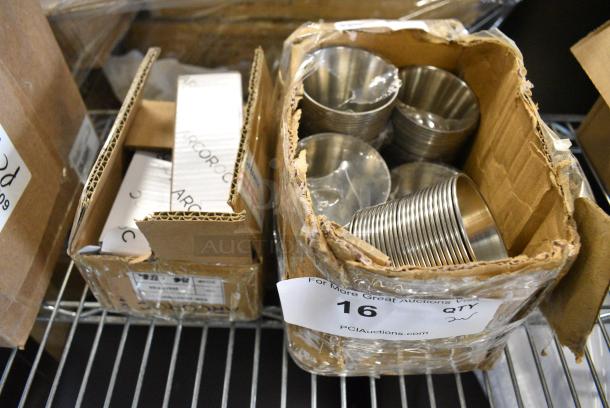 2 BRAND NEW SCRATCH AND DENT! Items Including Arcoroc T1811 Vesca 4 3/8" 18/10 Stainless Steel Extra Heavy Weight Demitasse Spoon by Arc Cardinal - 12/Case and 176SAUCE4SS Choice 4 oz. Smooth Stainless Steel Round Sauce Cup - 12/Pack. 2 Times Your Bid! - Image 1 of 5