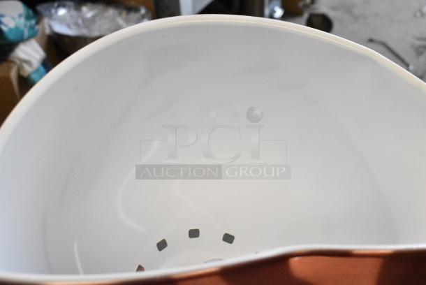 BRAND NEW SCRATCH AND DENT! Copper Colored Metal Warming Lamp. - Image 6 of 6