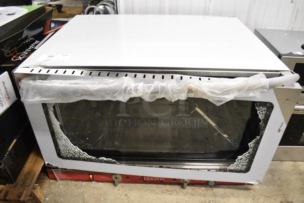 BRAND NEW SCRATCH AND DENT! Avantco 177CO46M Full Size Countertop Convection Oven with Moisture Injection, 4.4 cu. ft. See Pictures for Broken Glass. 208/240 Volts. - Image 1 of 9