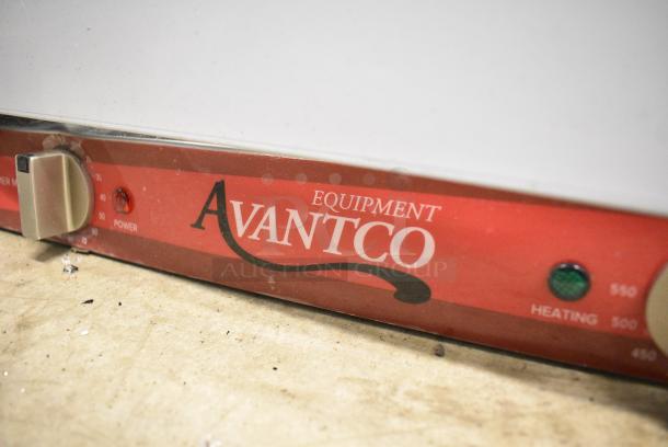 BRAND NEW SCRATCH AND DENT! Avantco 177CO46M Full Size Countertop Convection Oven with Moisture Injection, 4.4 cu. ft. See Pictures for Broken Glass. 208/240 Volts. - Image 7 of 9